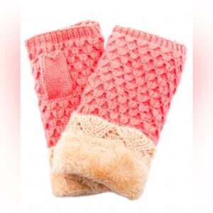 Multicolor Fingerless Gloves, made by Comfy USA in one size